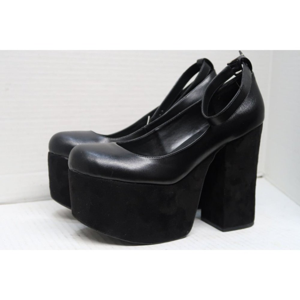 Shoe Cult by Nasty Gal Platform Mary Janes